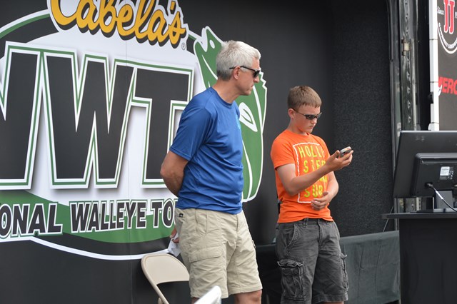 661B8B36-8408-4008-87B3-C2056BC48D63