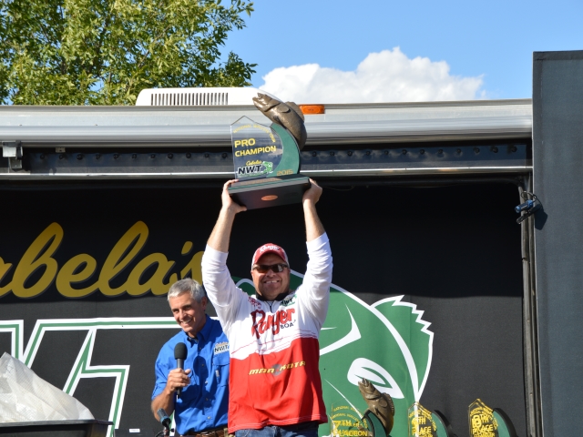 661CB968-4E5C-48D6-B987-43BCD6BB14BE