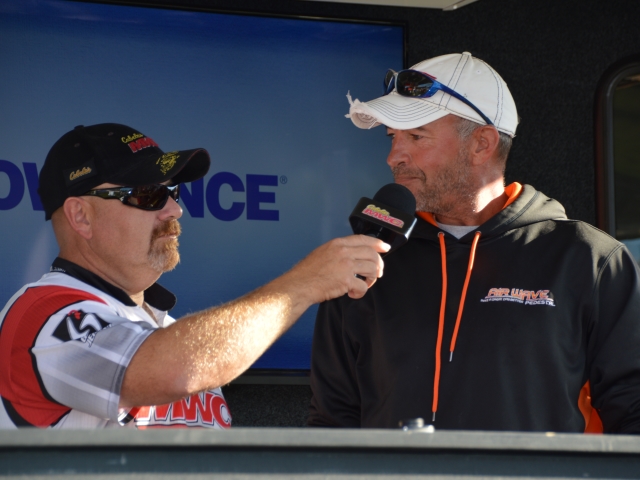 66428A33-7BB8-4357-BF13-F734D04A879C