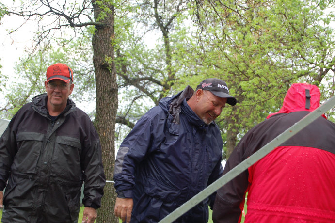 665BEDBF-561D-4F34-93E3-AFBB9B552DB1