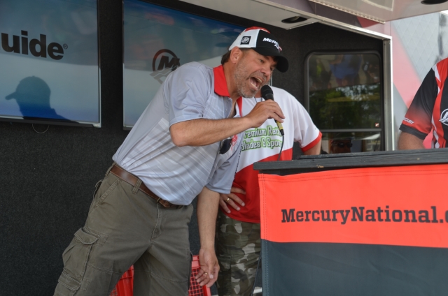 66E06B9D-7BFA-4C15-B913-A2024C826D47