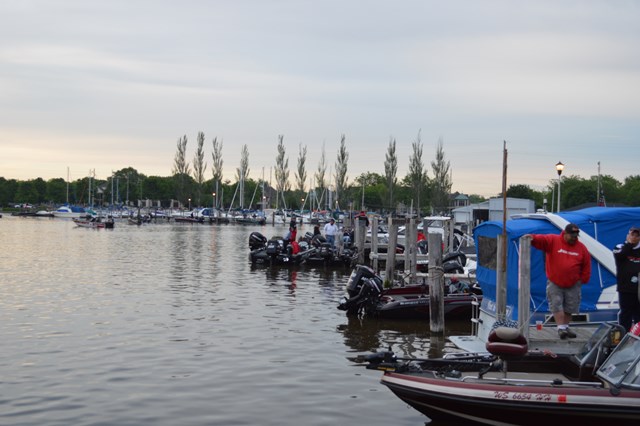 66E29057-6F7C-42C7-8F78-A4D6F891BE03