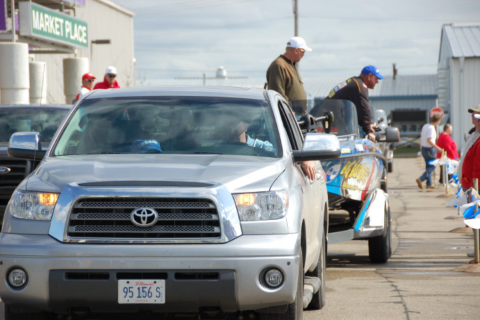 6706EB30-9F1B-4206-B5A5-BDDFDCF0975D