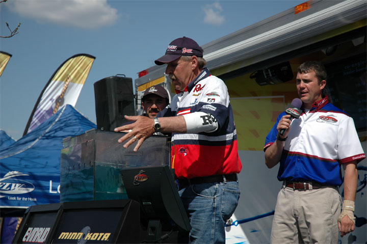 675EF099-0449-4F2A-8D31-BCE160A4BFE2