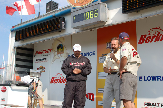 677E5EB0-6486-4D0E-8BC9-C45650FAFF55