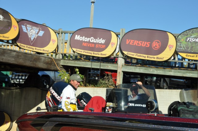 678B0093-F4C0-444A-BD85-8A1E5DA23A41