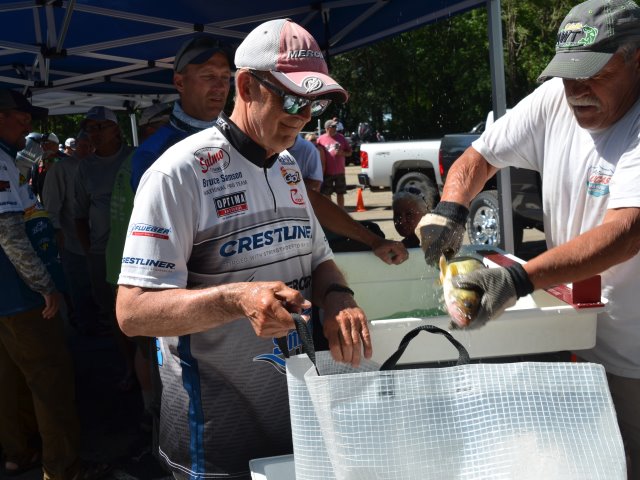 67B6956F-49C8-4A5E-8CAC-C42F3A3F192A