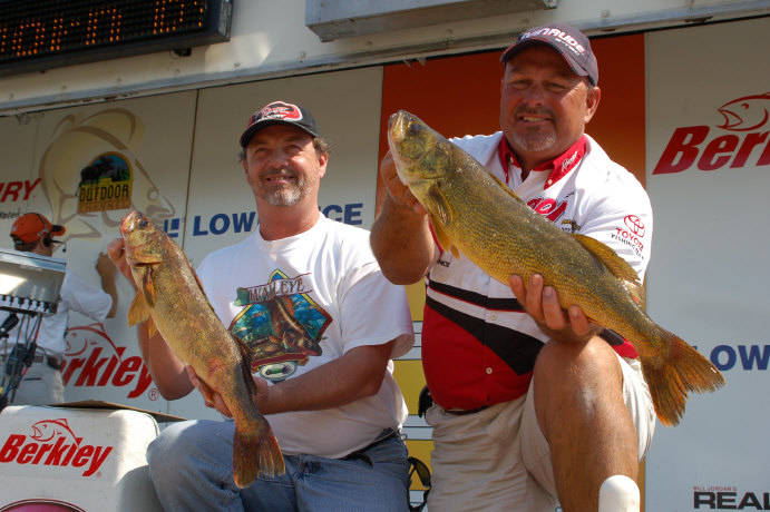 6805DC21-37E8-46A6-A555-6DA01FD54B55