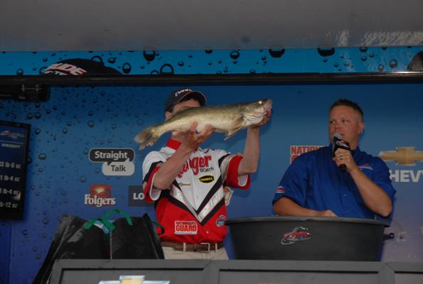 68129FA9-E750-4708-915A-308565C9832D