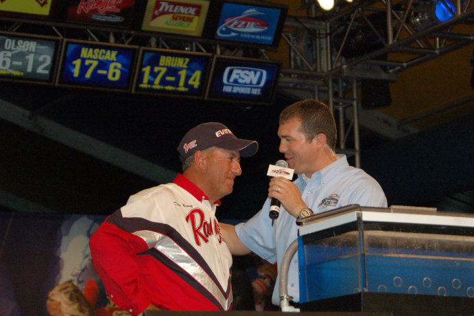 68316B16-5307-4DDF-A187-F3FC726171DC