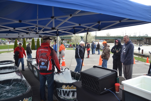 6831DDC8-2C59-4821-A3AE-9D0476437CE6