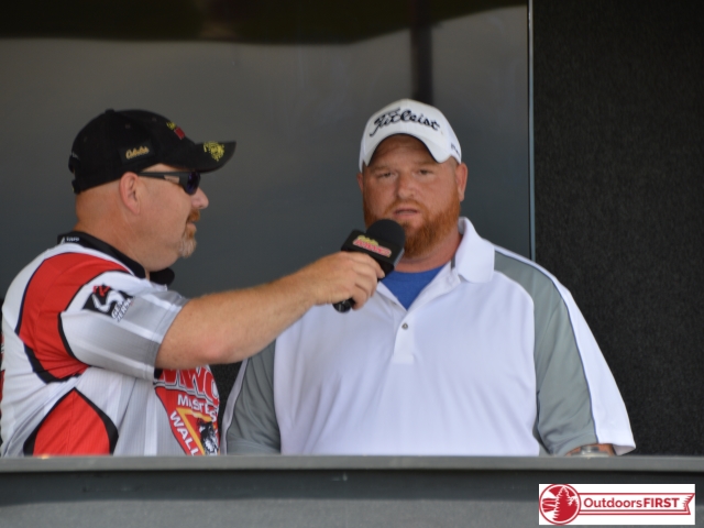 6854CACA-7485-4D8F-A939-8E93CD56E522