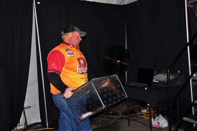 685DB2AC-B1F1-49CE-BD34-79BD7382C127