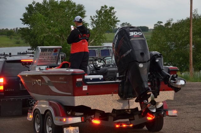 68739A36-F8F5-41FC-855B-A6815F20EFD8