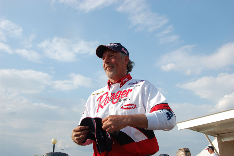 68A258F5-C4B0-4F06-A2DC-72E362A4FB06