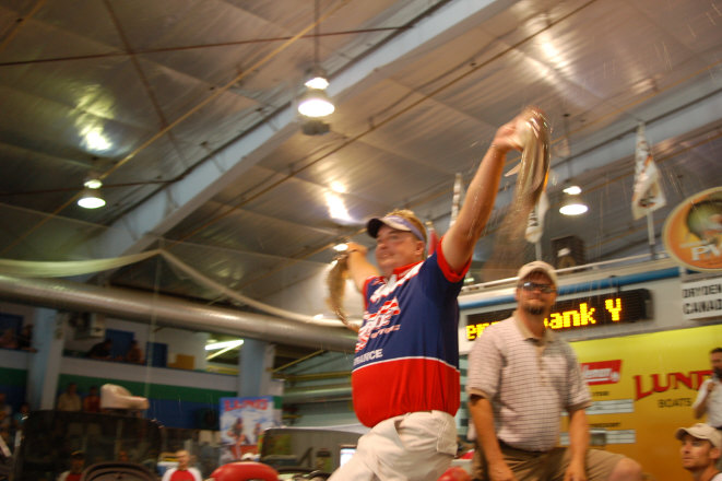 68BA0DF6-868A-448B-A1B1-551477B39680