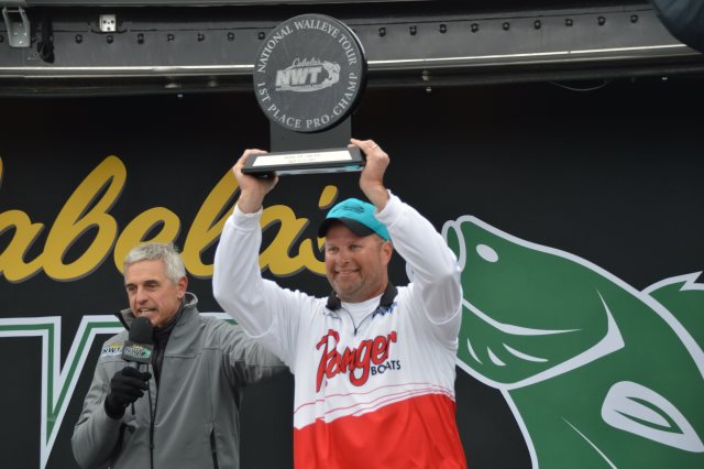 68C98C70-888E-4C9B-BB50-047C73E9FB94