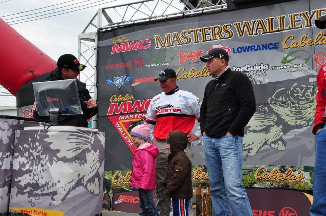 68CDE46B-6B53-421E-ADB2-8AB1DAD434F4