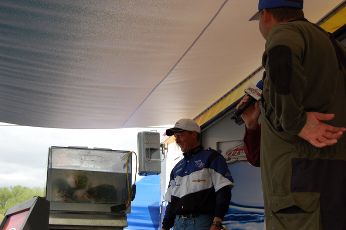 68DC5D62-8300-4E1D-BA44-116AAC684D19