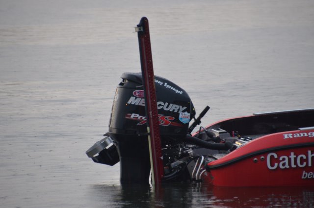 68E004D5-CEF8-438F-9F21-904CFD6F370E