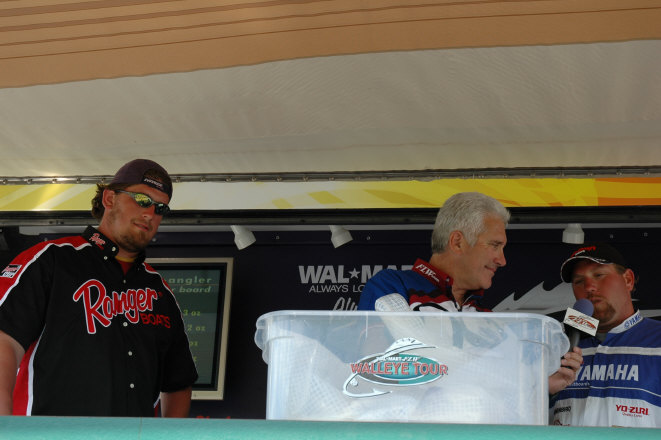 68E9007D-1DA6-445F-8D6D-E228A2C28062