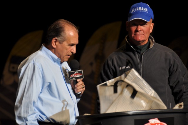 693F9883-7ED8-41CE-8616-68B6068B5199