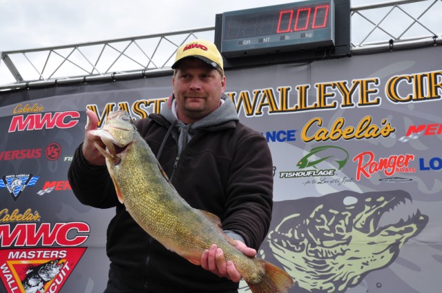 69C8555C-956C-4255-B47B-53E6999B0B7A