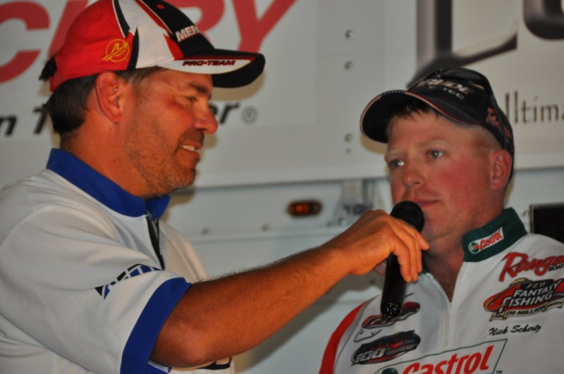 69D8FA35-07F9-436C-9FF8-D2BAD936D8E6