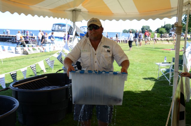 69F6E178-8AC6-4CD4-ACBB-583E8A252526