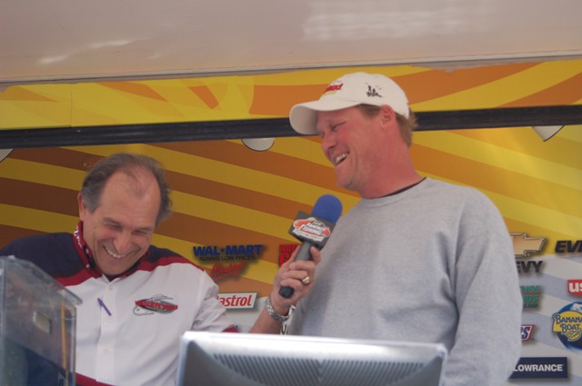 6A1B5CBA-02B1-4BEA-B3F8-AC822C4A53BC