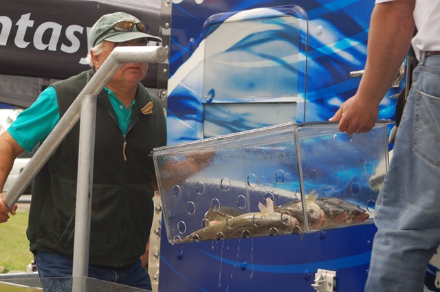 6AF55428-AB76-4B5B-9AB4-9979EC6BD653