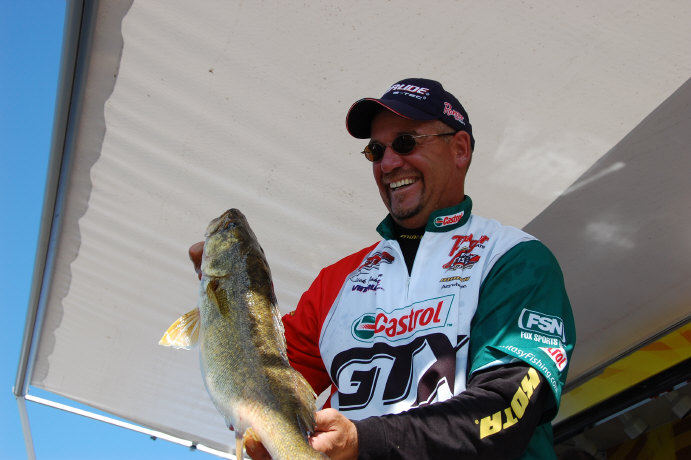 6B5DD78C-02ED-4655-A036-558F48126ADE