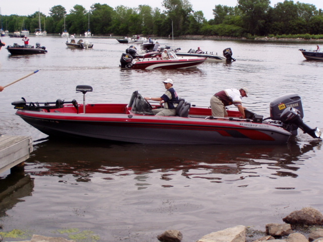 6B8D7EAC-1A8A-4C99-BC76-FE37B90D317D