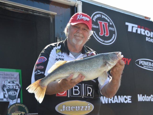 6BA5F334-3406-4FC4-8A1F-D1B6D0AD7AA1