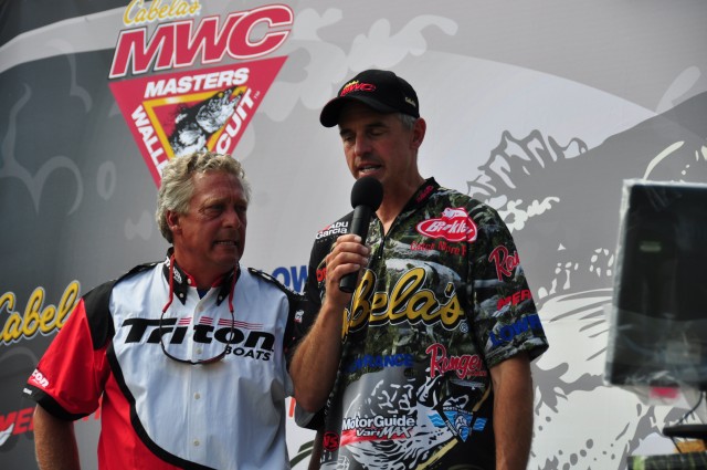 6BD296DD-2241-485F-A4C8-24F54B5BD8BA