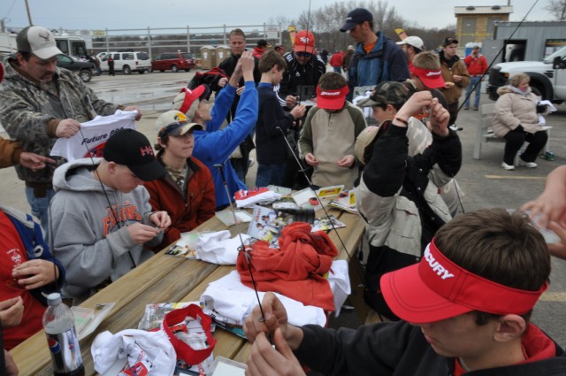 6BEEEE45-8361-41D2-B6EC-564ADA66875D