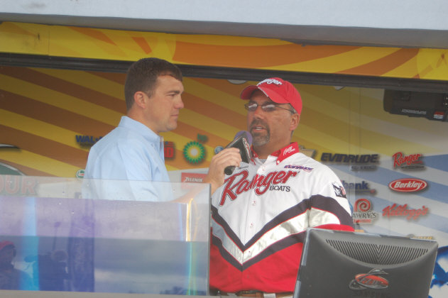 6BF4DB03-F64A-4514-9AA2-59DFF988FA76