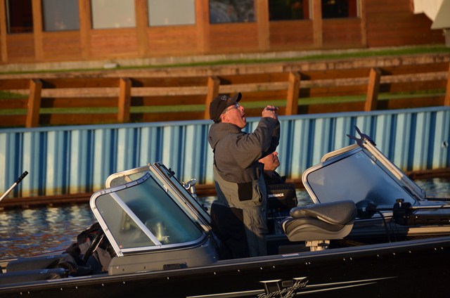 6BFF97FB-5007-46E4-BB30-DA6477A116B4