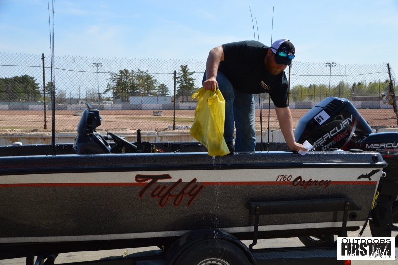 6C048055-B888-4538-AEA6-4CBCB294D071