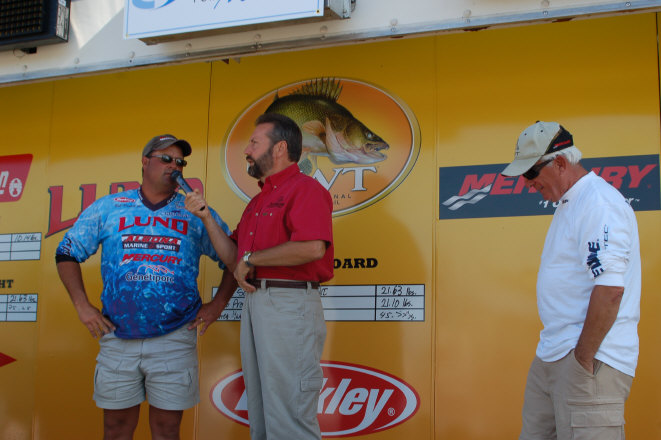 6C2CA2C9-4BE8-4392-81A7-9B9E3E5D3480