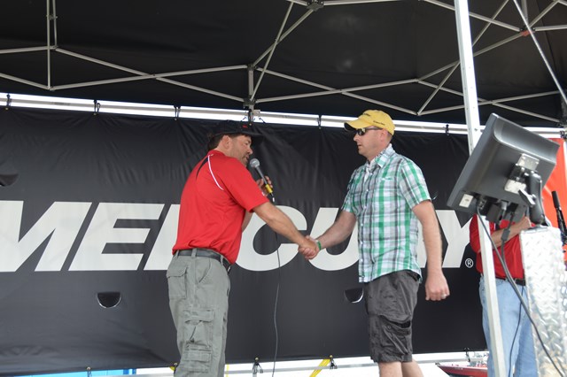 6CA9B49C-75FD-49ED-958A-7B53057C8CDD