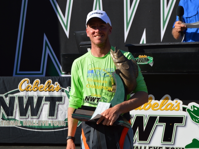 6CDE9224-73EA-45D4-A19A-2322FBBD55C5