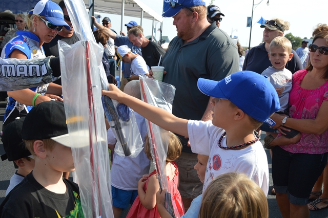 6D0325CA-0E25-4C09-8A36-6C8CFF4EC0B0