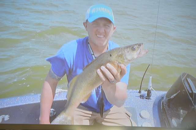 6D3125E8-BCBB-4B0E-B742-6A541C6B4035