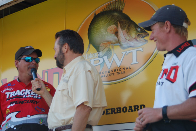 6D4A04C2-C3B9-48ED-BF80-4AB6A402F802