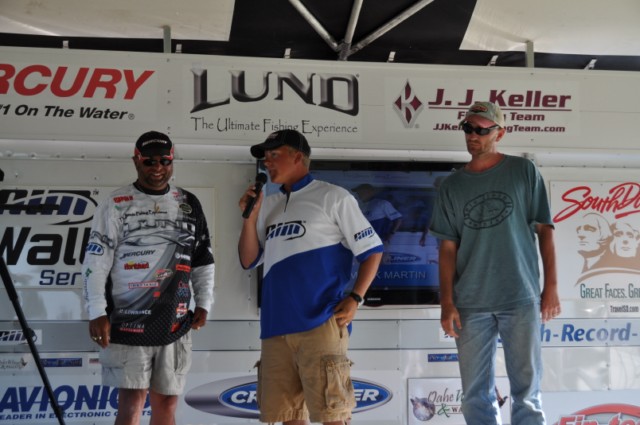 6D77F2E0-A28E-4DD8-8D70-5142CADD9E65