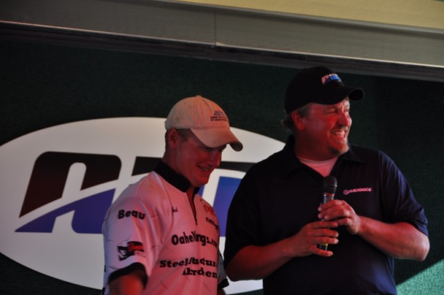 6D88EFDB-15E2-4D3D-99B0-B30CF214B000