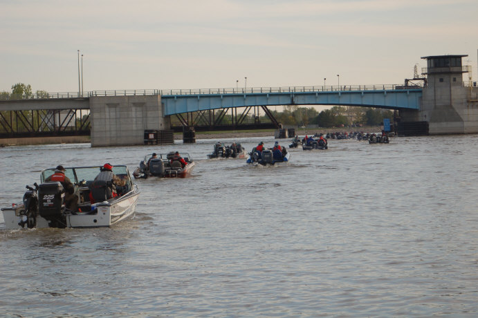 6D8D7398-57EB-4AD1-BEBC-F7D66244D73A