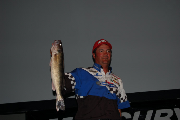 6DCC36D4-8D56-4242-8621-12D5C15D6CB9