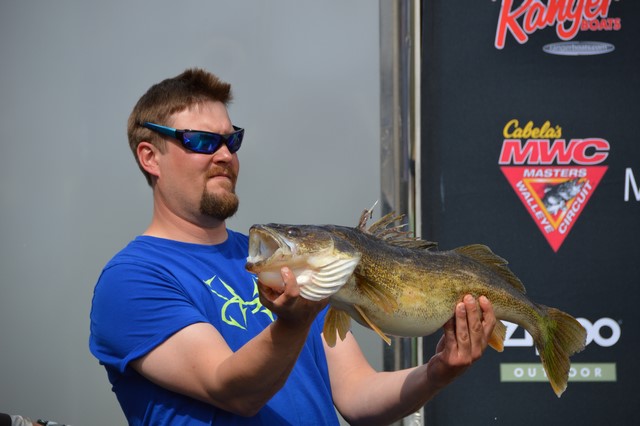 6E2A4C49-02E5-4700-A50E-8436D06E9F5E